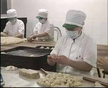 烘焙大师课：60款蛋糕面包配方与视